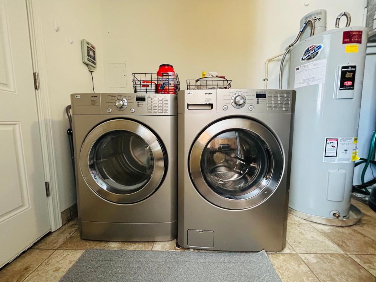 Home Sweet Idahome, Feels Like Home With All The Decor You Wish You Could Afford King Bed In Master, Fully Fenced Dog Friendly Yard, A Few Blocks From Bsu And Downtown Boise, Your Perfect Stay! Exterior foto